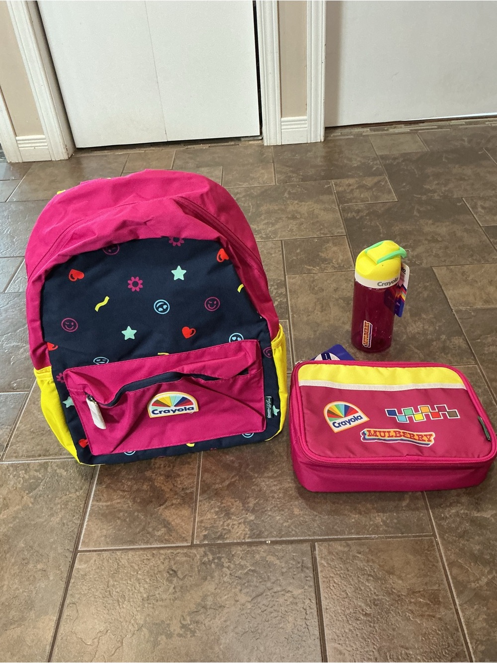 Crayola Kids Backpack Lunchbox & Bottle Set in Pink, Navy & Yellow